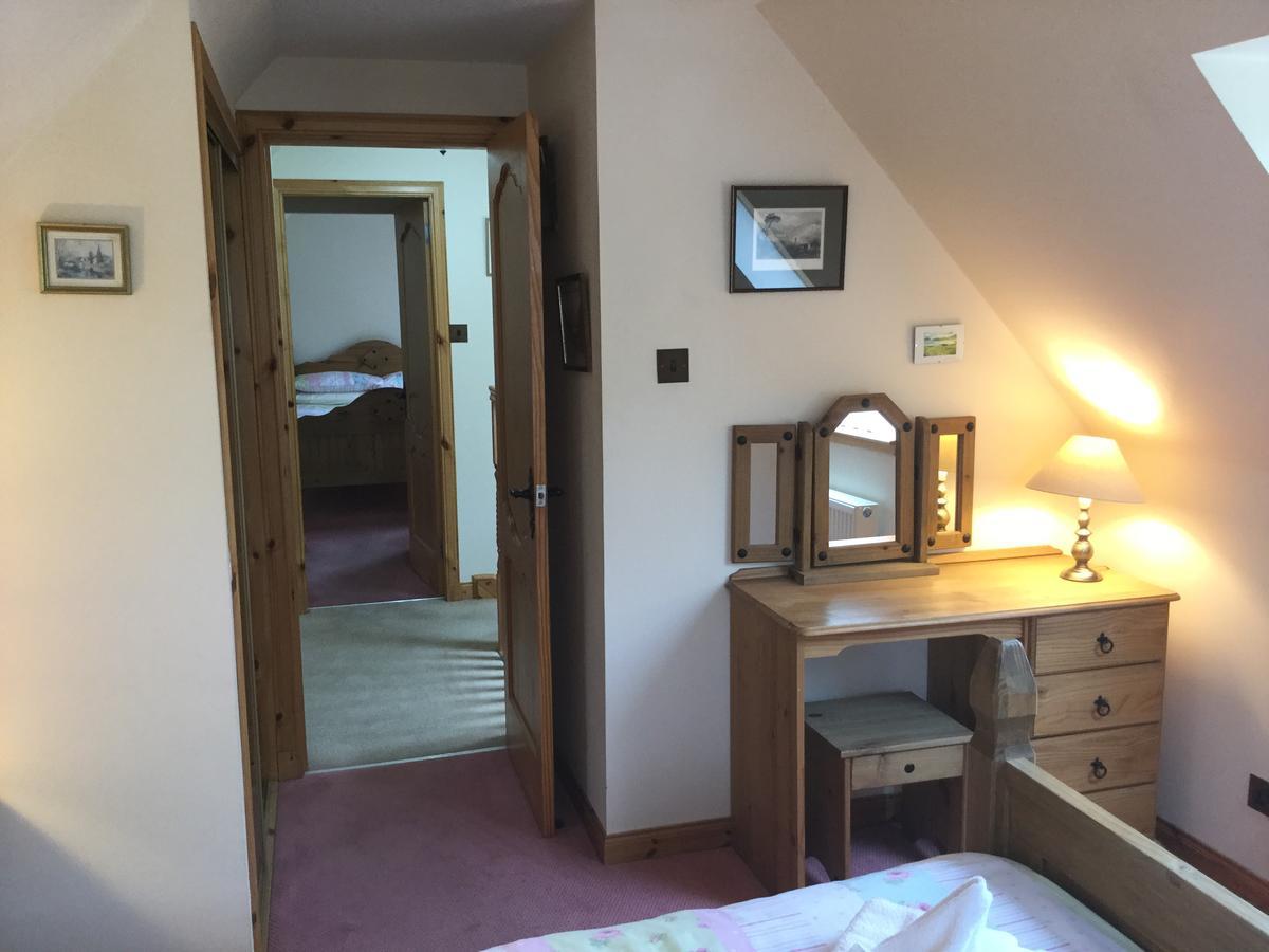 New 3 Bedroom Free Parking Appartement *