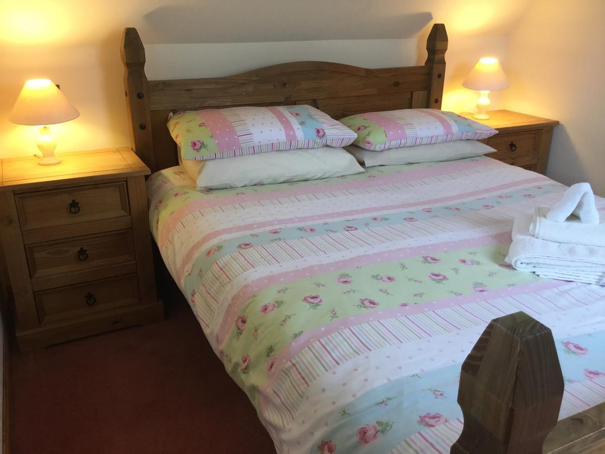 New 3 Bedroom Free Parking Appartement *